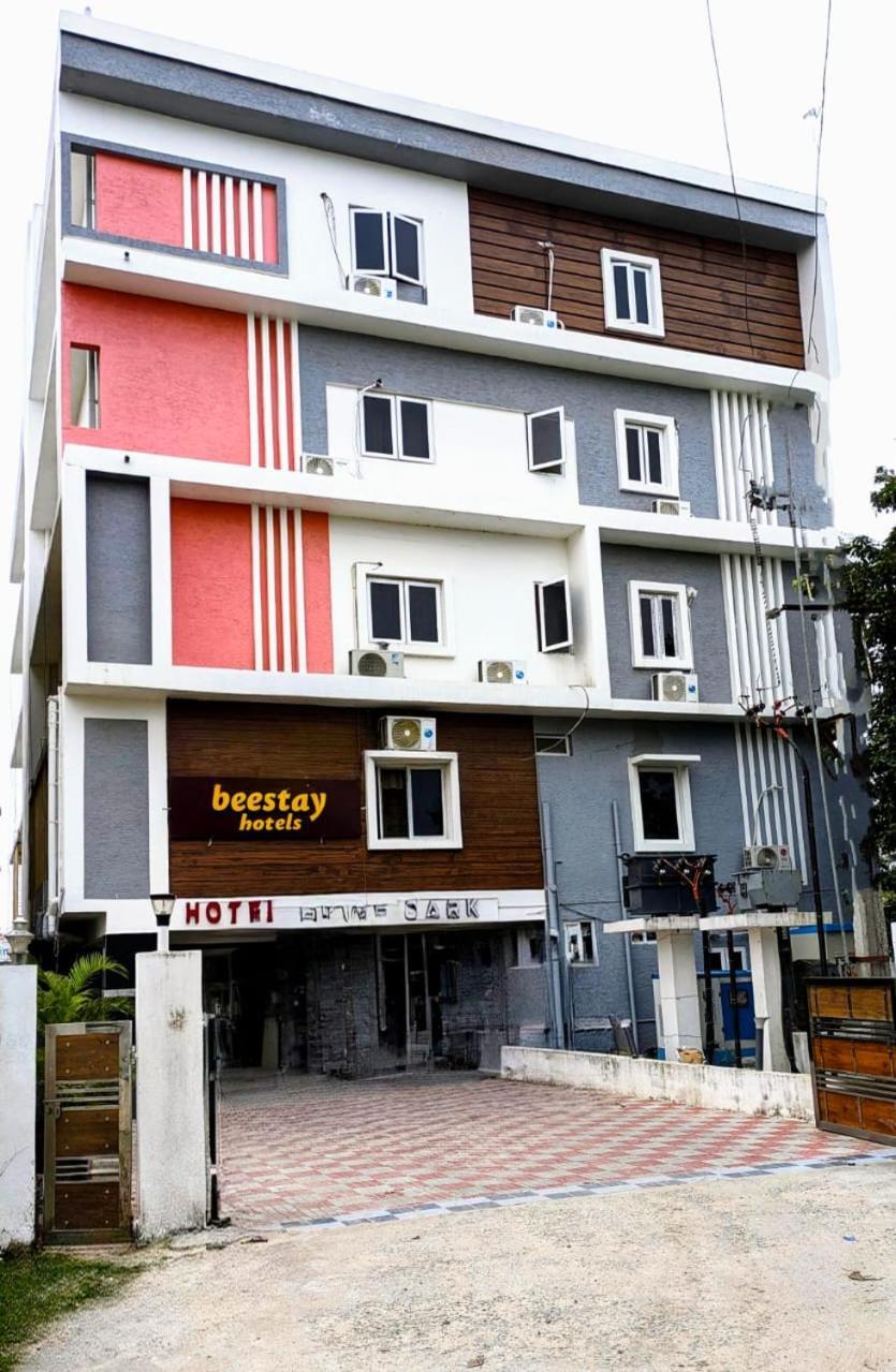Beestay Hotels Elite Park Tirupati Dış mekan fotoğraf